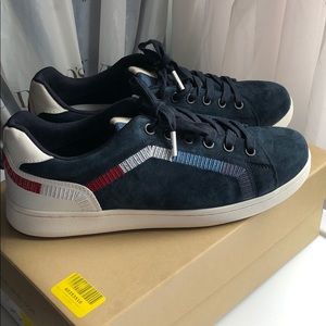 Ellen Degeneres Costello Suede Sneaker